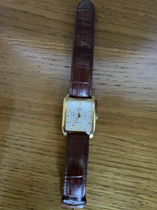 Продам годиник ручний