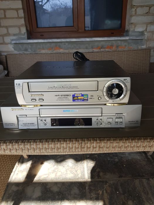 Видеомагнитофон Panasonic