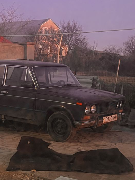 Продам ваз 2103