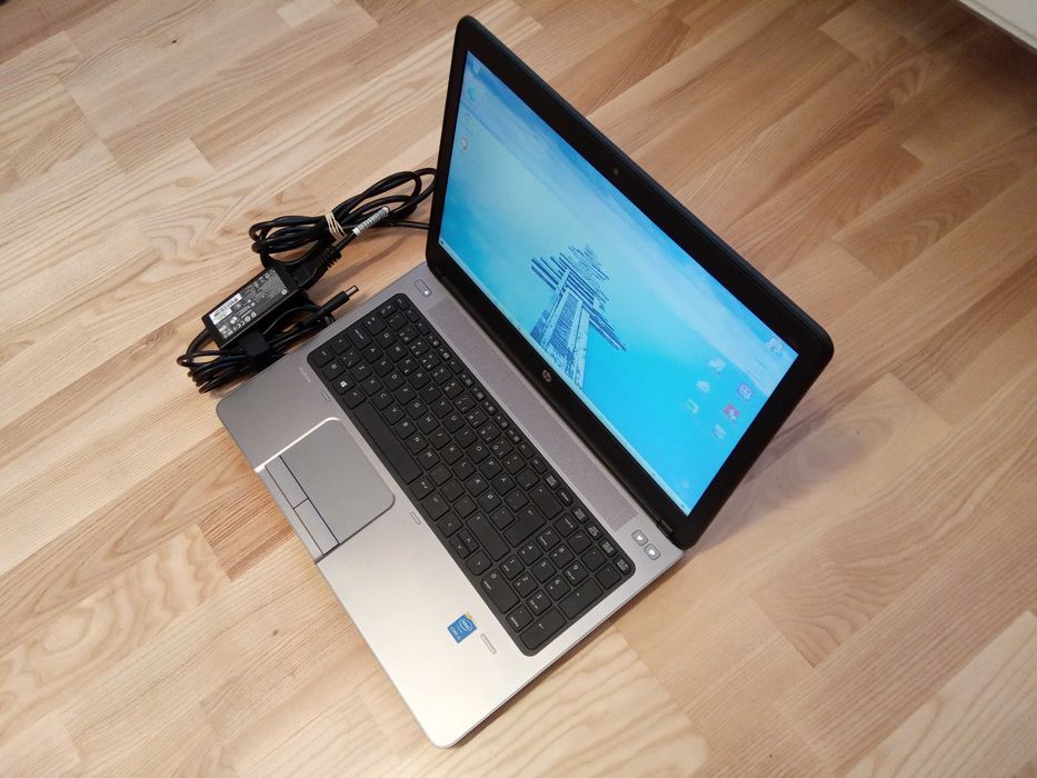 Laptop HP 650 15,6'' mocny procesor i5 8GB bateria Win10