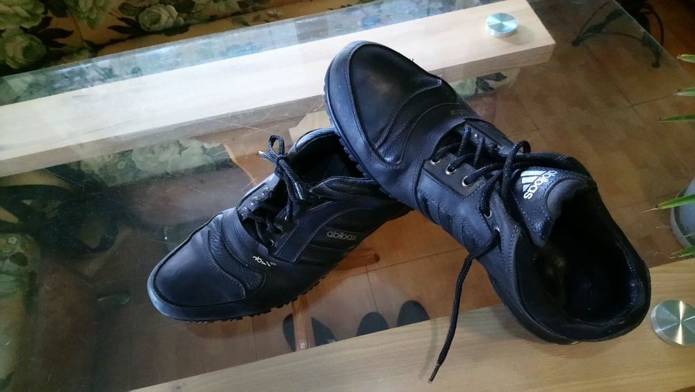 Кросовки ADIDAS кожа, розм. 44.5(по стельке 29см)