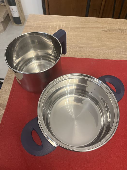 1 Panela e 1 Bule novas