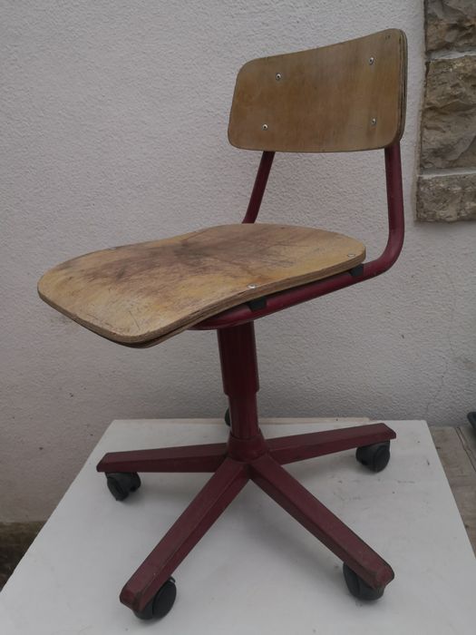 Cadeira Escolar marca Lemis