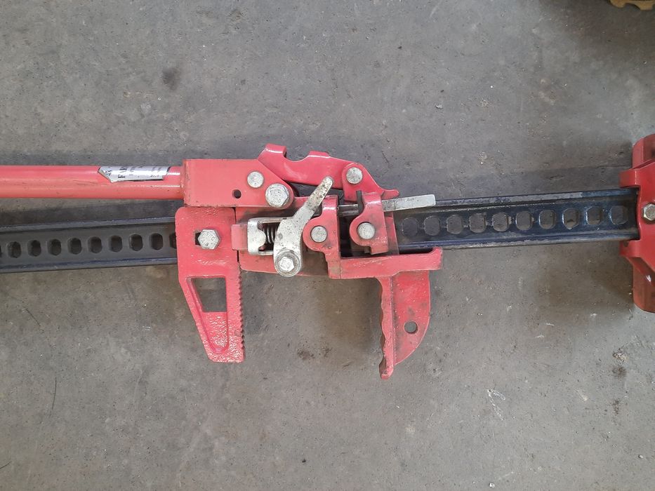 Podnośnik off-road Farm Jack 48