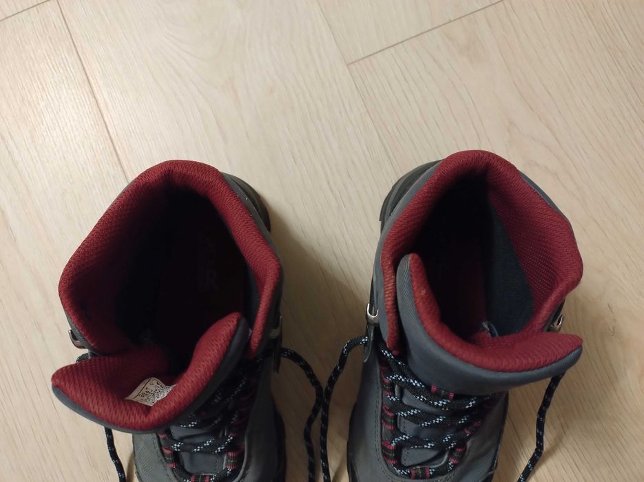 Buty wodoodporne Regatta rozmiar 38