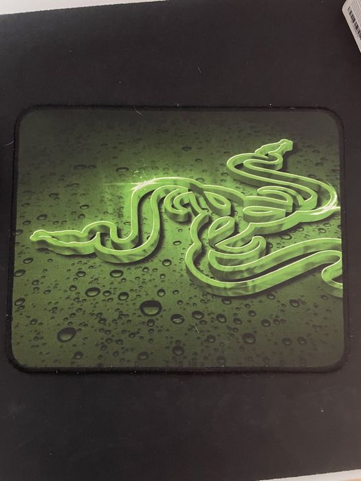 razer mousepad-LITTLE USED/AS NEW!!!64551902320001120
