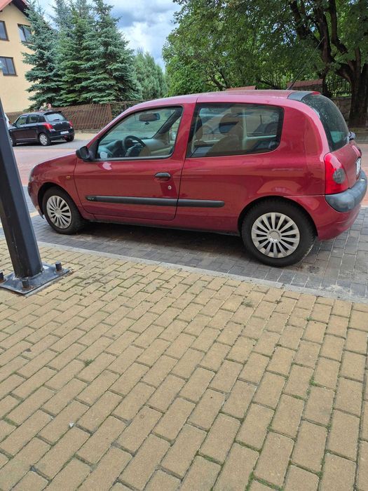 renault clio 1.1 2002
