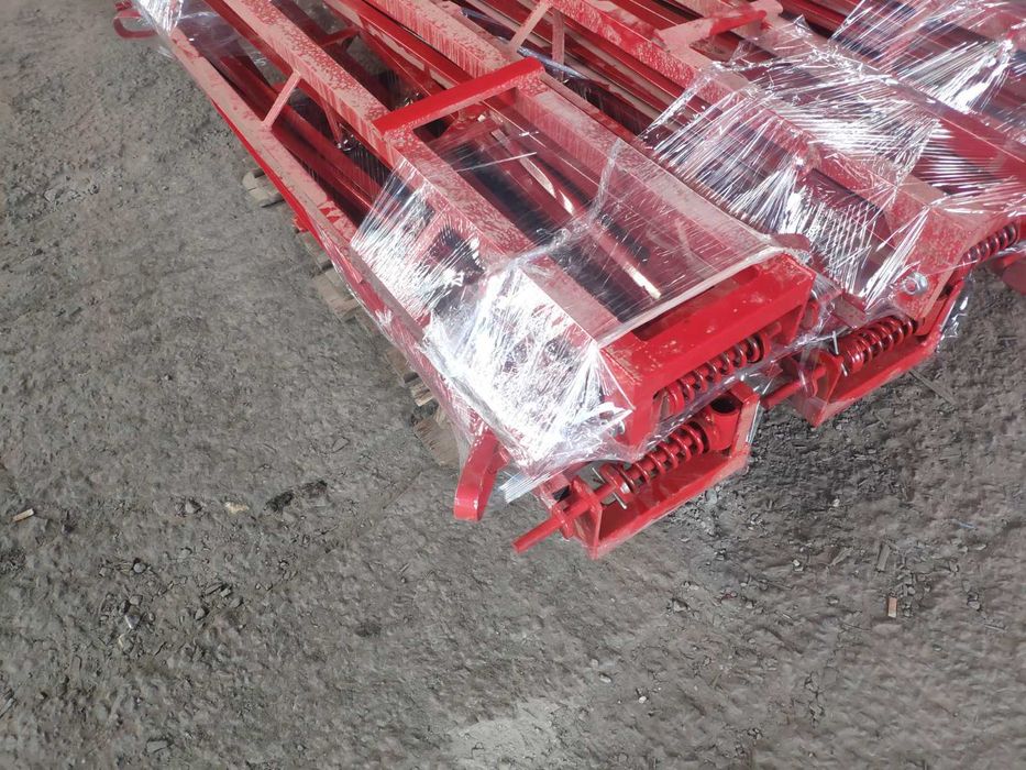 Штанга (крыло) крило опрыскивателя оприскувача