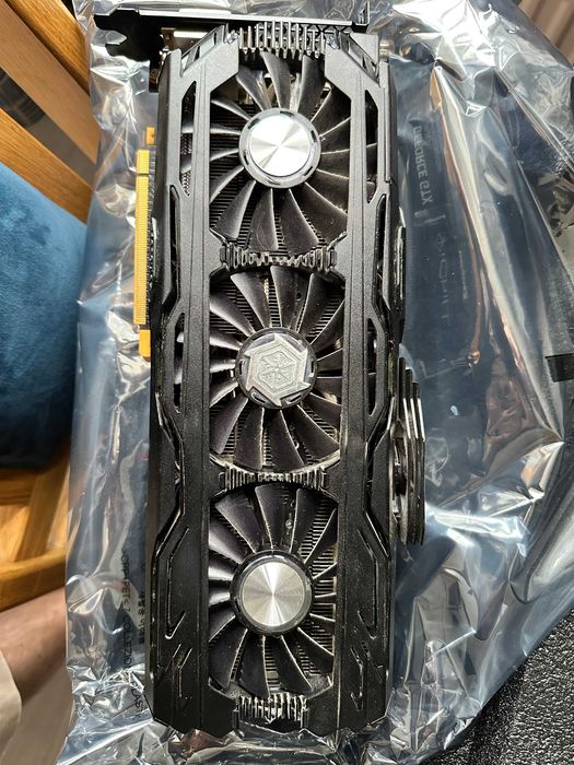Видеокарта Inno3D iChill GeForce GTX 1080 Ti X4 Ultra