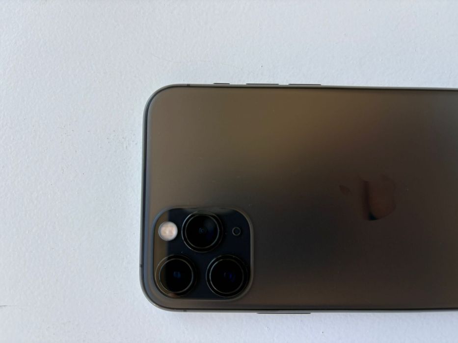 iPhone 11 Pro- 64 gb Novo c/ garantia 1 ano