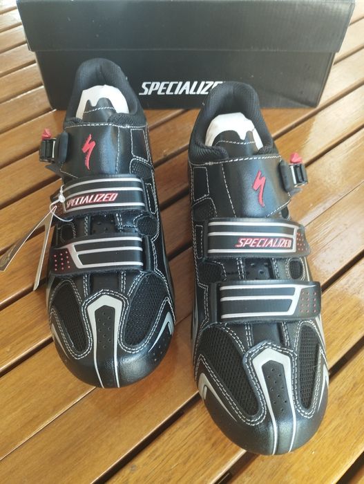Sapatos de Ciclismo SPECIALIZED, tam. 43, NOVOS