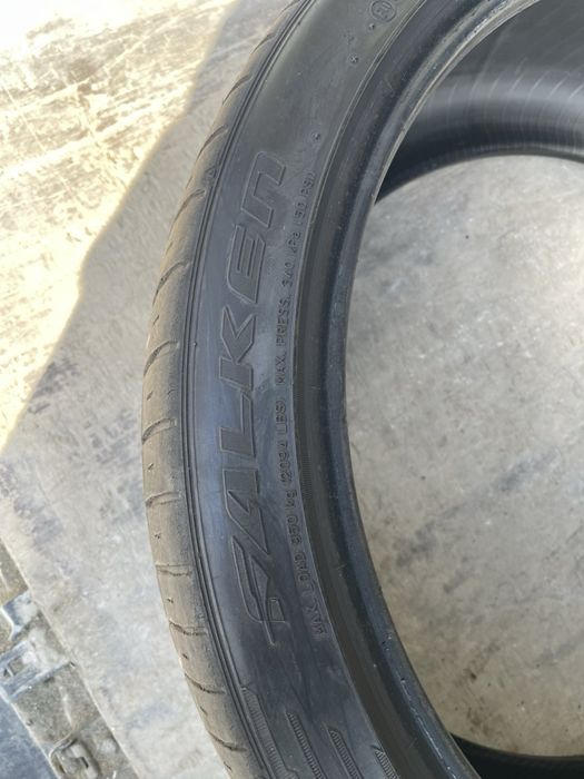 Продам літні шини Falken