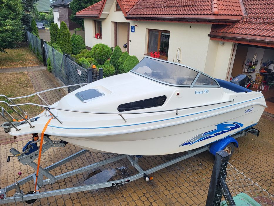 Lodz lodka kabinowa jacht motorowka Drago Fiesta 550 Suzuki df60 efi przyczepa 5.5m spanie bimini cabrio tylko 300mth