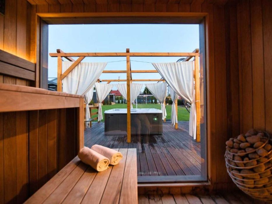 Energylandia Domek na wynajem w Zatorze - sauna, jacuzzi, basen, boiska, place zabaw, rowery