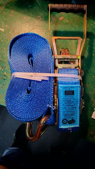 Ремінь стяжний з трещіткою 9.5 метрів посилений 2.5т