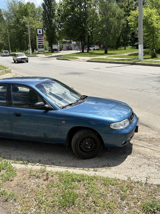Продам део нубіру 1998 року
