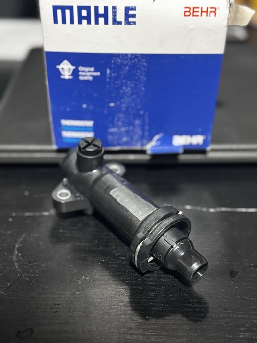 Termóestato EGR  MAHLE(E46,E39,E38,E65,E66,E67)