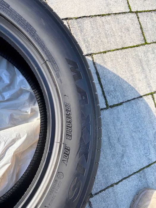 Opony letnie 4 szt. -  MAXXIS Victra Sport 5  225/60R18