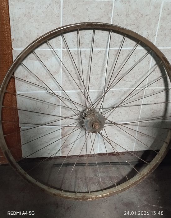 Велосипеды и запчасти