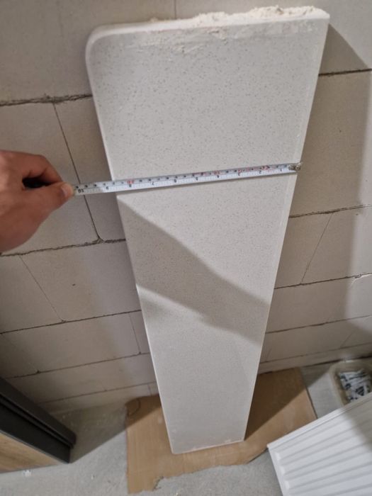 Bialy parapet konglomerat marmur granit nowy