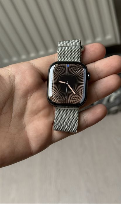 Apple Watch Series 10 Titanium 42mm