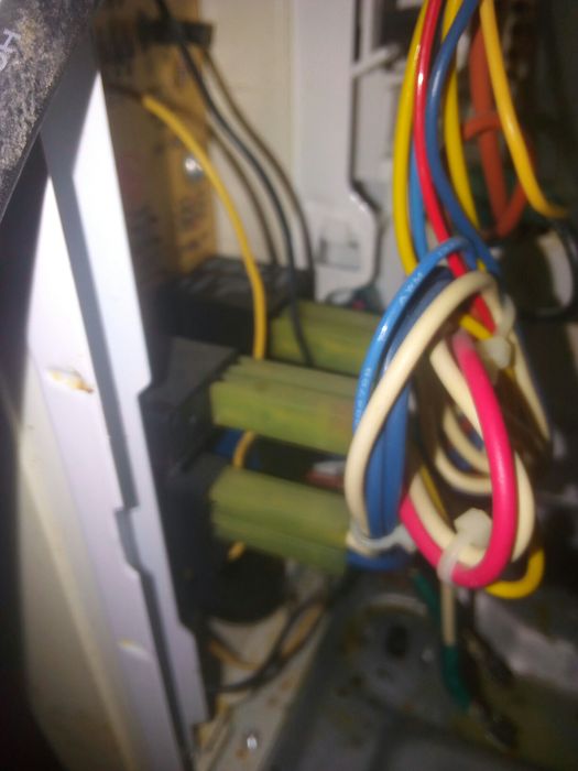 Ремонт микроволновых печей,варочных поверхностей,мультиварок,пылесосов