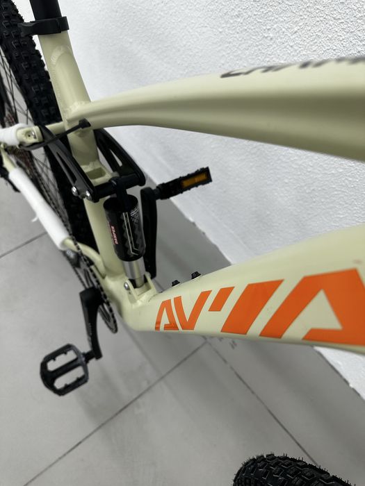 Bicicleta de montanha Downhill