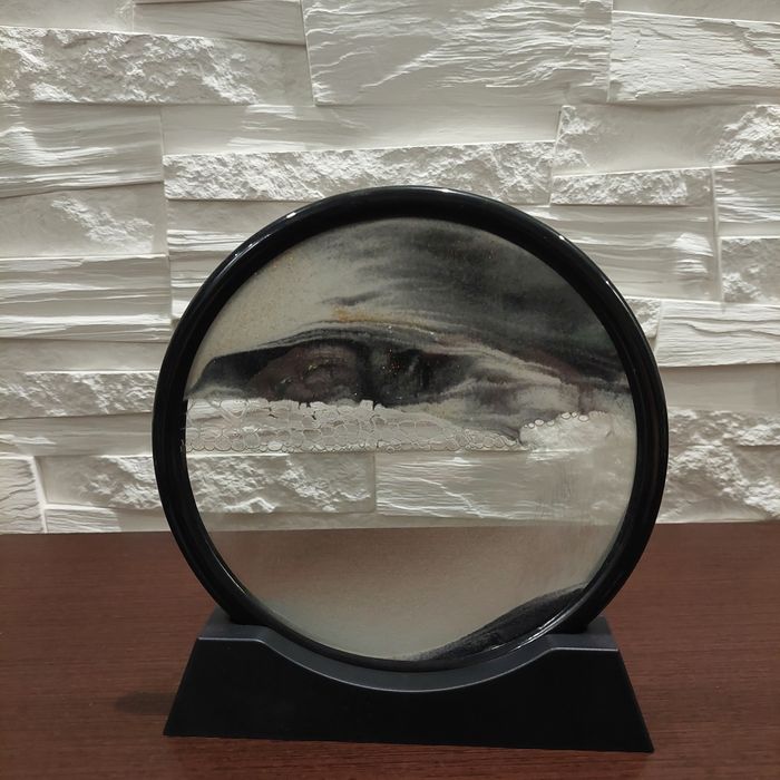 Ozdoba przesypujaca piasek