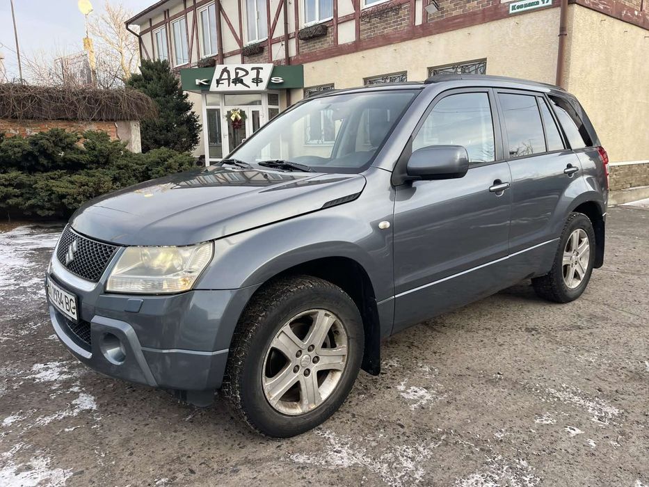 Suzuki Grand Vitara 2.0 Газ