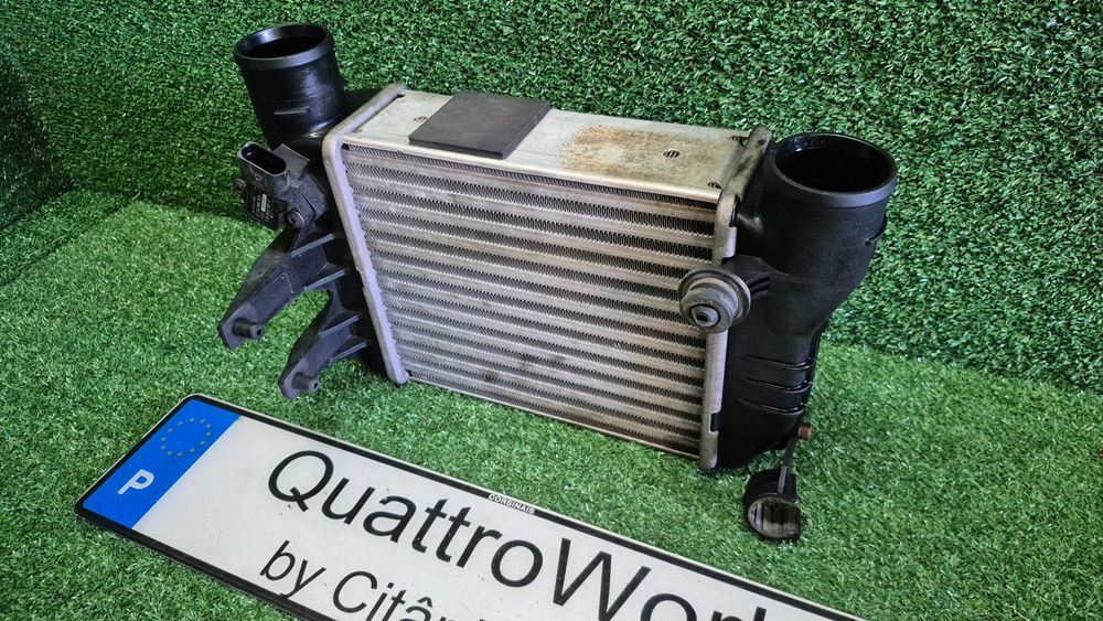 Intercooler Audi A4 B6 B7 8E 1.8T 2.0 TFSI 1.9 TDI 2.0 TDI Ref. 8E0145805R Original em excelente estado