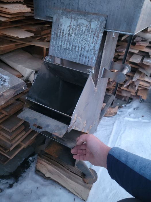 Піч, буржуйка з варильною поверхнею , камін, лофт, приготування їжі