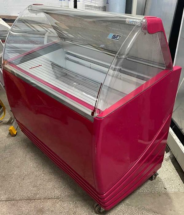 UŻYWANY Konserwator do lodów firmy ISA model  Jamaica 10 NG