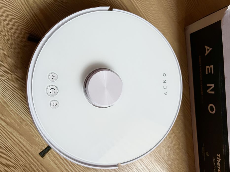 Моющий робот-пылесос Aeno robot vacuum cleaner rc2s