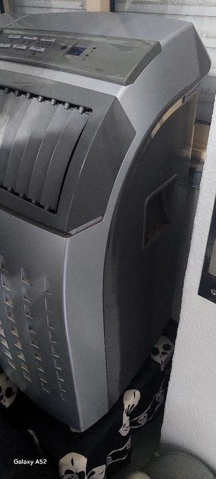 Ar condicionado impecável