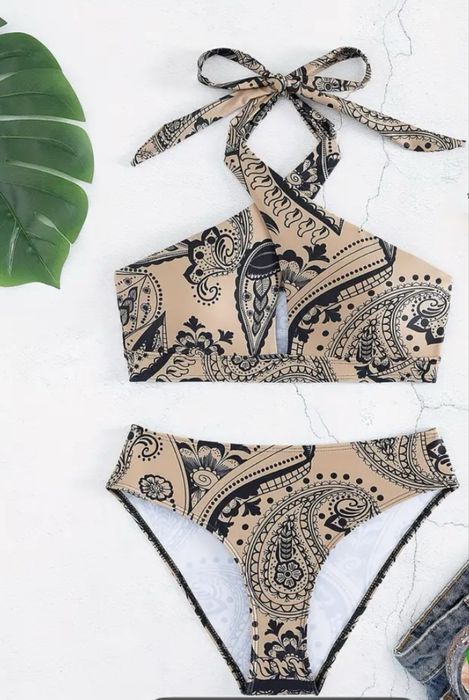 Стильний купальник 42-44