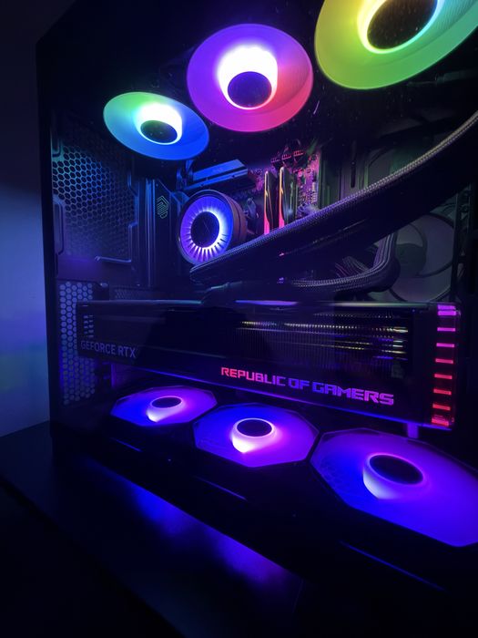 RTX 4080 SUPER Asus Rog Strix OC