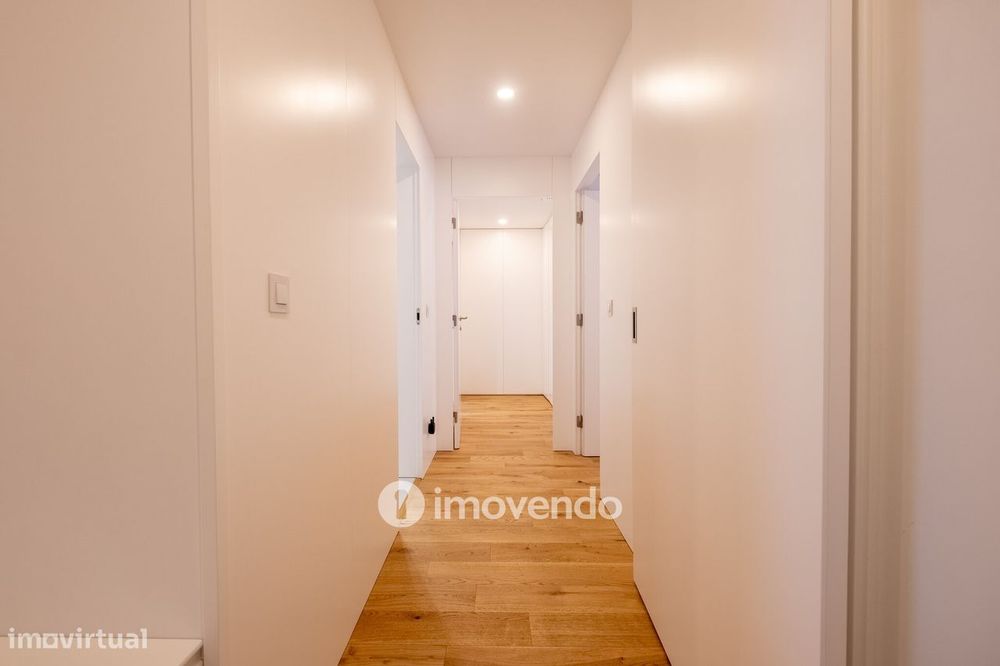 Apartamento T3 exclusivo, com terraço, nos Terraços do Rio, Coimbra