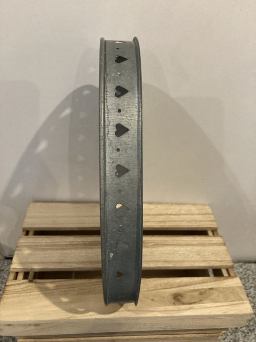 Patera metalowa/ ażur serduszka