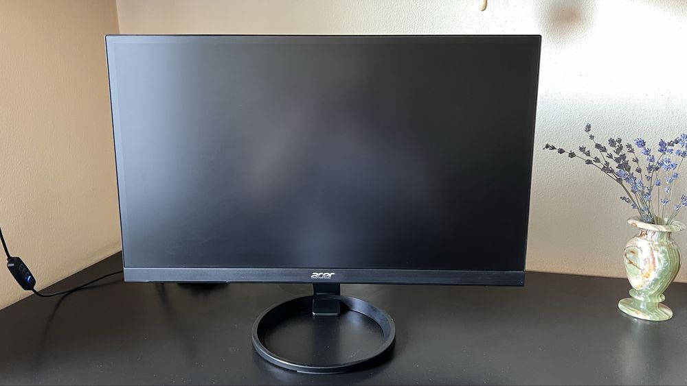 Монітор Acer R231. „23”