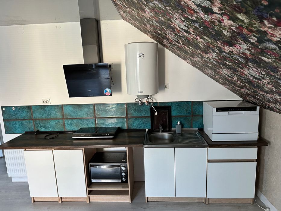 Квартира в приват секторі  Липини. Власник