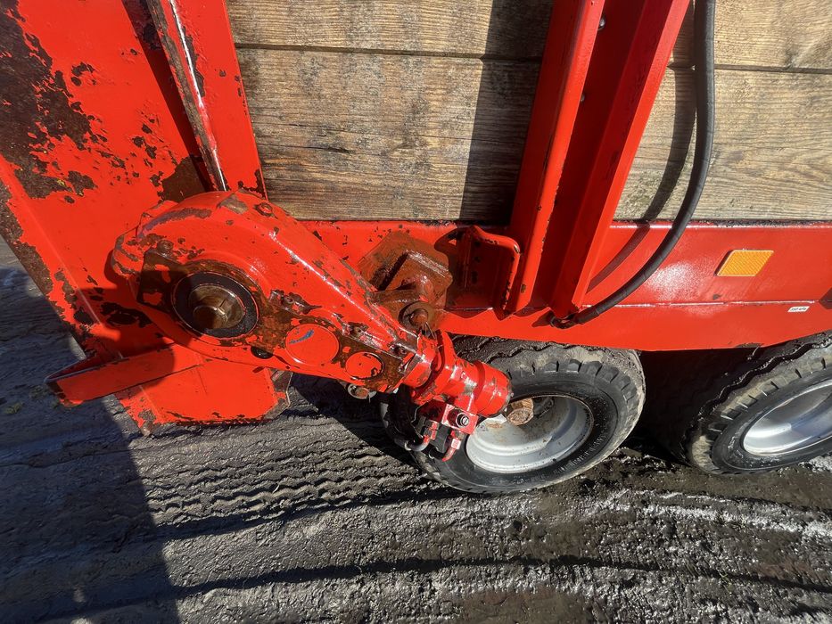 Rozrzutnik Warfama N-266 8t