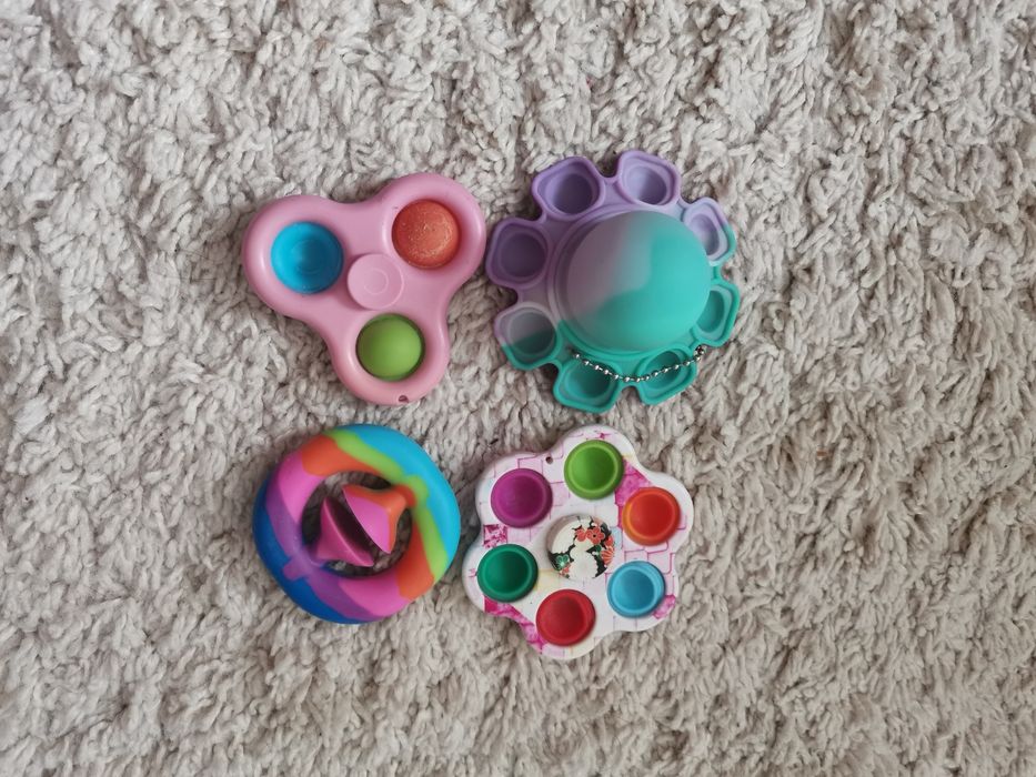 Поп іт, сімпл-дімпл, Pop-Puck