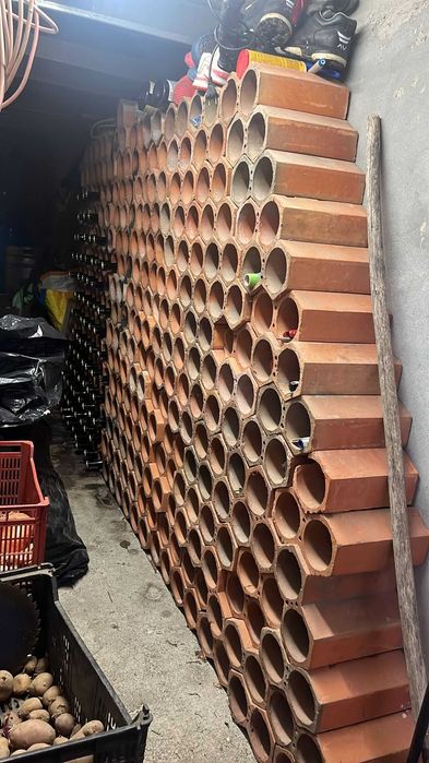 Garrafeira de tijolo