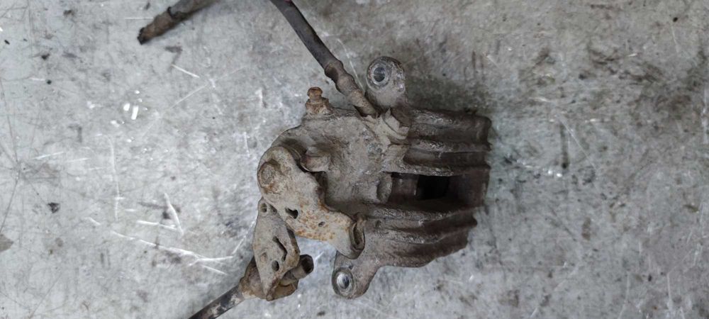 VW Golf IV Audi A3 8L Zacisk Hamulcowy Prawy Tylny Prawy Tył PT