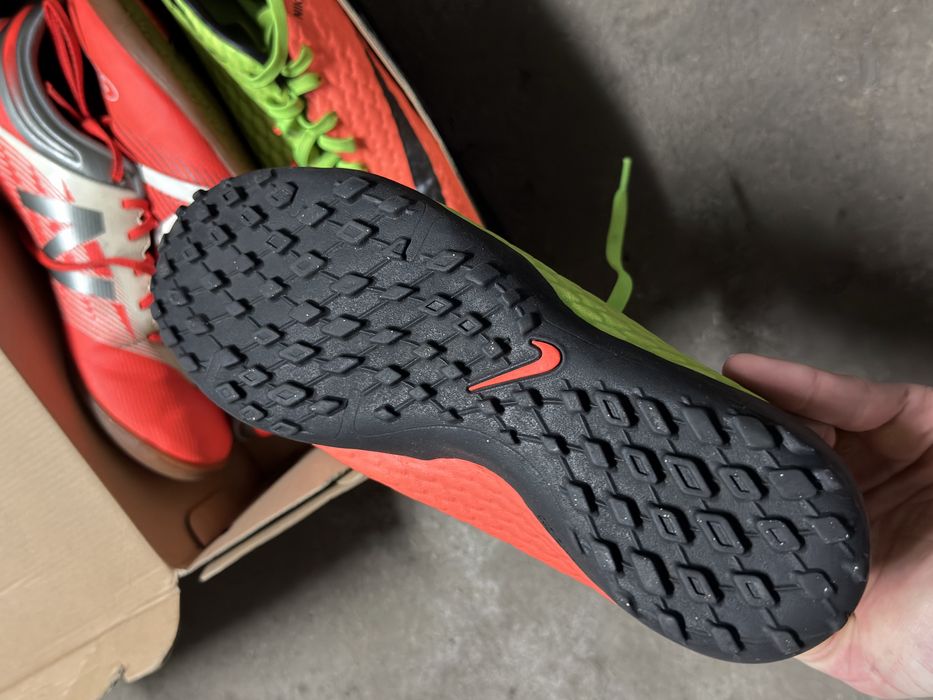 Buty piłkarskie sportowe