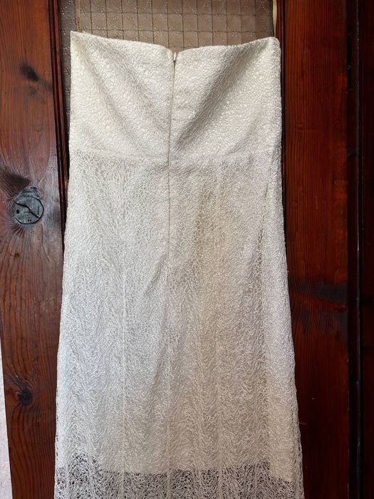 Випускна біла сукня