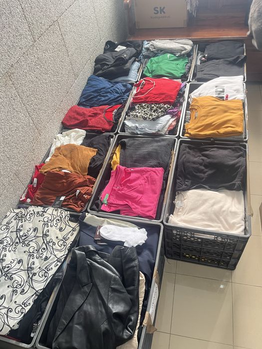 600 peças de roupa masculino e feminino