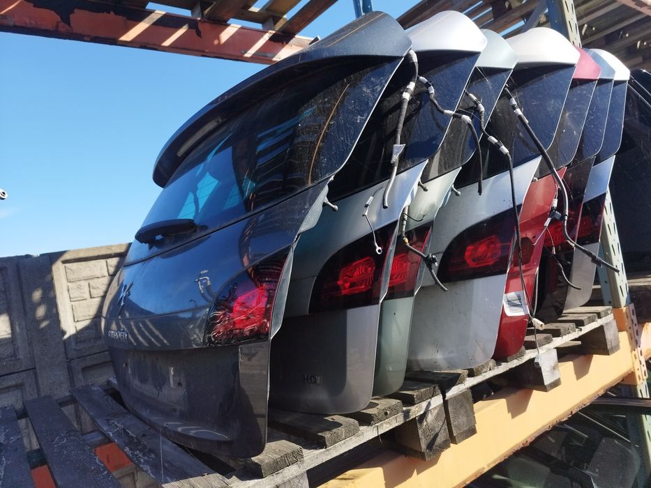 citroen DS4 klapa tylna bagażnika różne kolory do założenia