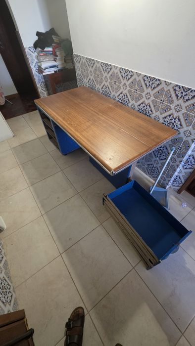 Vendo mesa de escritório