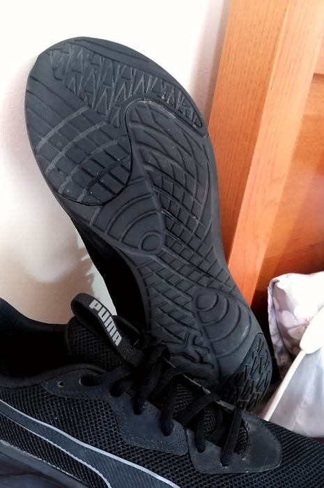 Sapatilhas PUMA - Tamanho 44 (Impecáveis)